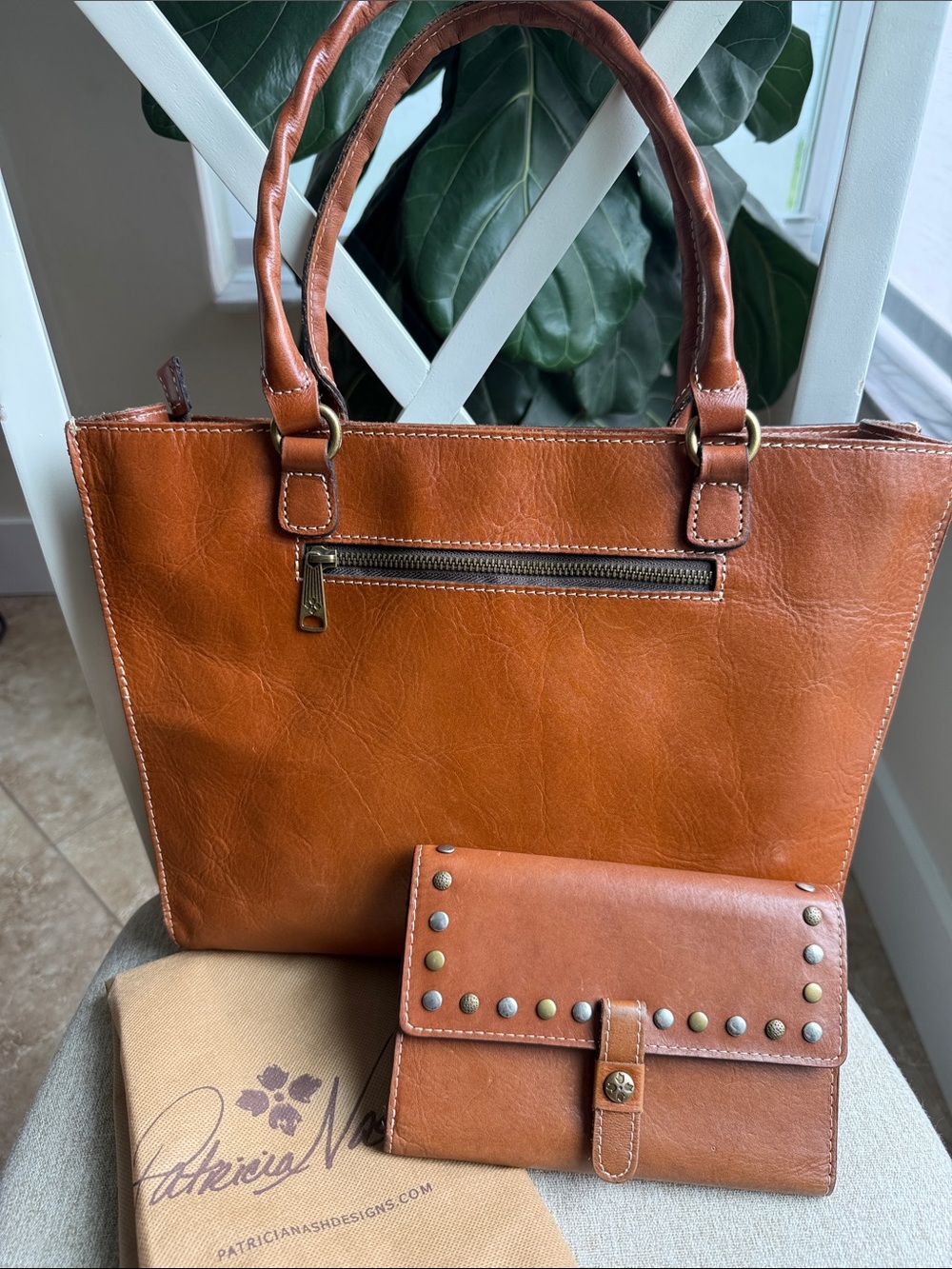 Patricia Nash Zancona Leather Studded Tote with Wallet Set/ Dust Cover - Picture 6 of 11